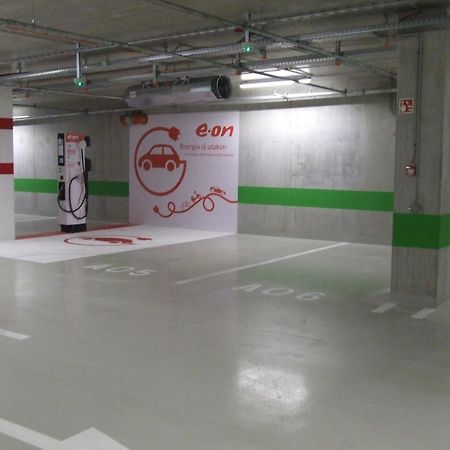 Apartmanhaz Soho Győr Exteriör bild