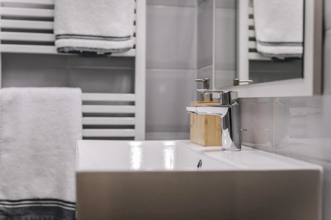 Apartmanhaz Soho Győr Exteriör bild