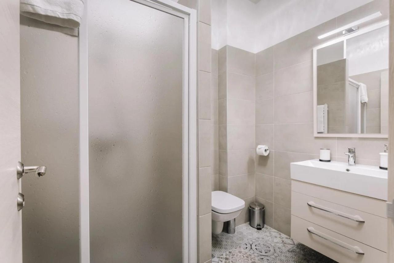 Apartmanhaz Soho Győr Exteriör bild