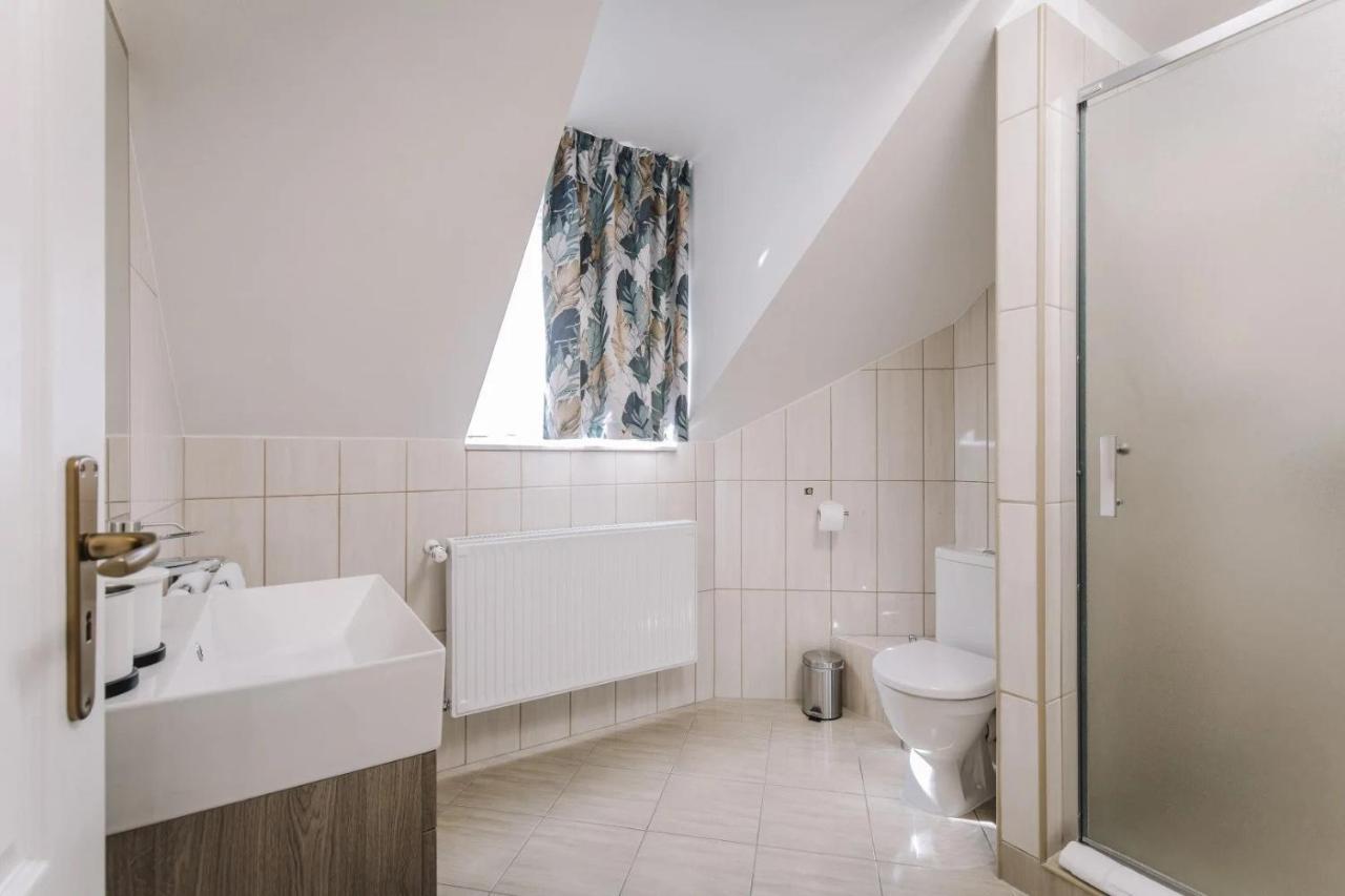 Apartmanhaz Soho Győr Exteriör bild
