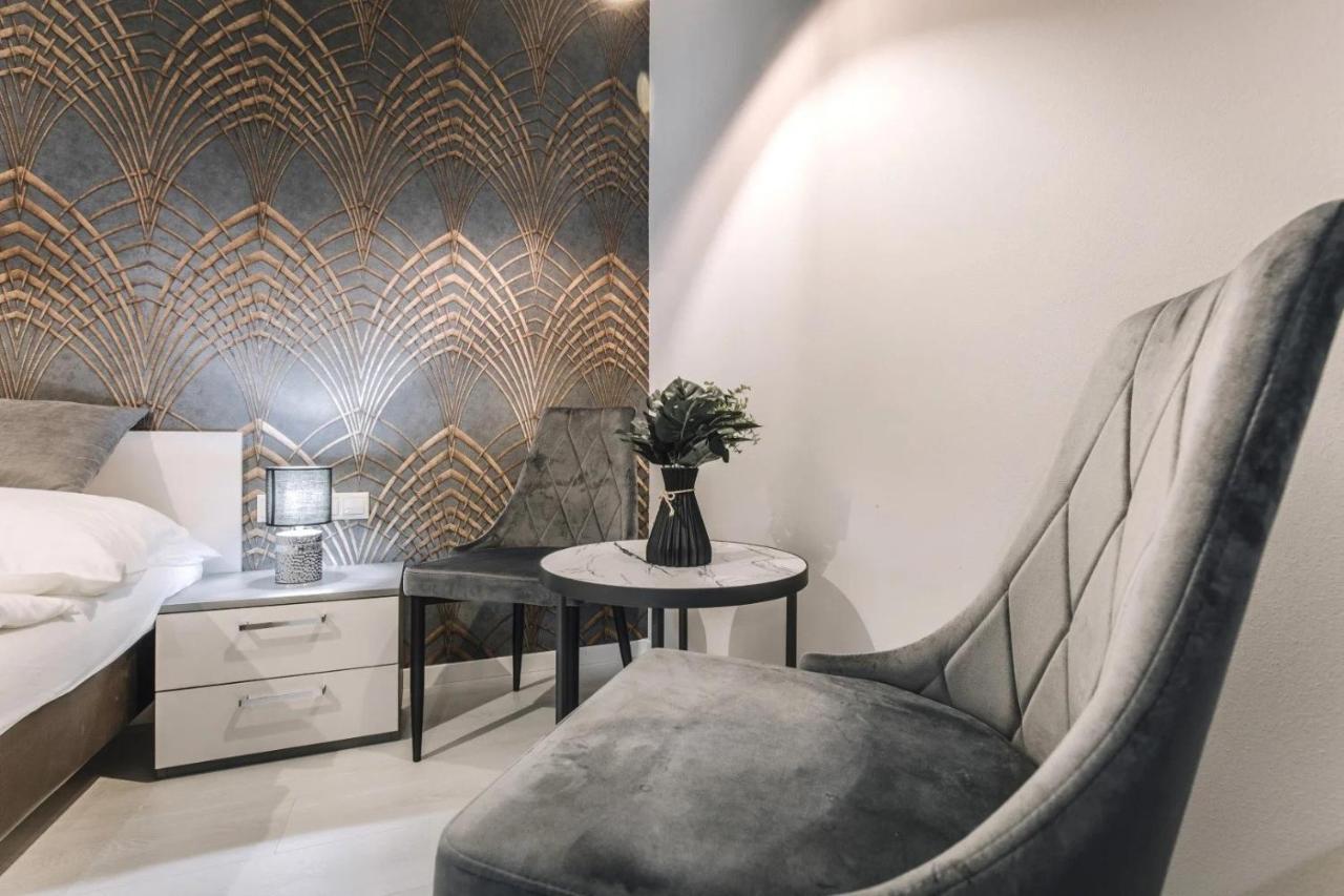 Apartmanhaz Soho Győr Exteriör bild