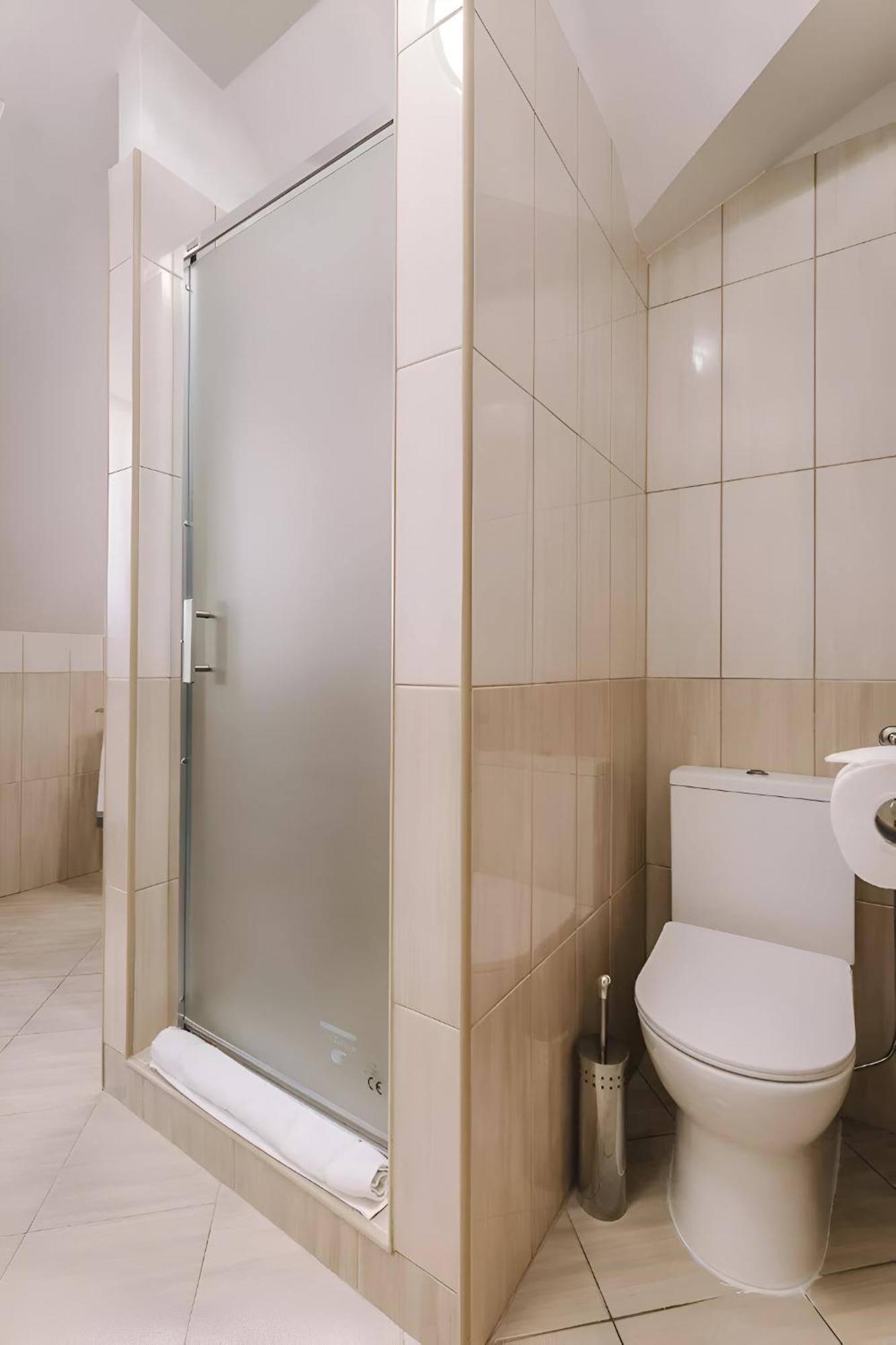 Apartmanhaz Soho Győr Exteriör bild